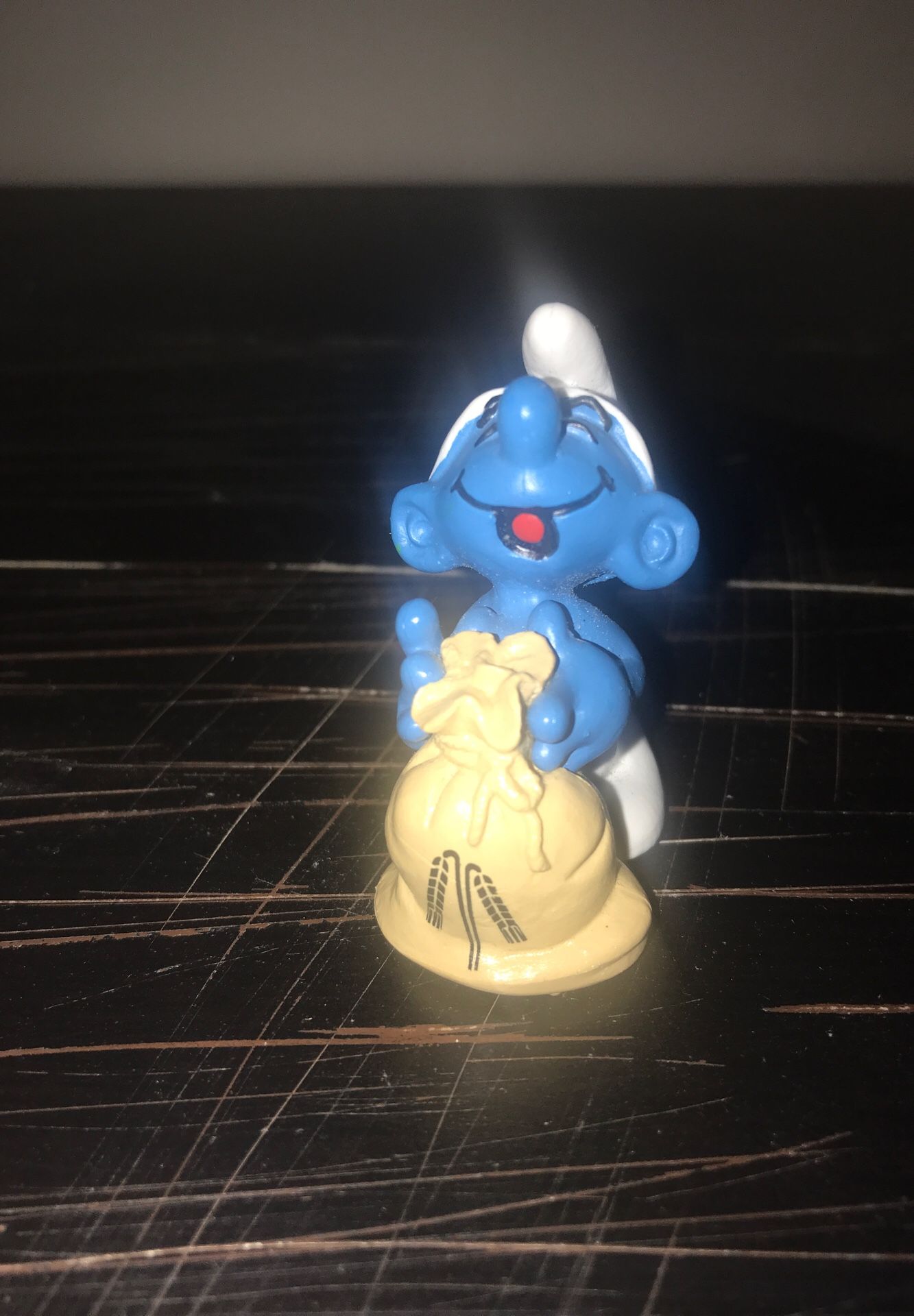 VINTAGE 1980 PEYO MILLER SMURF COLLECTIBLE
