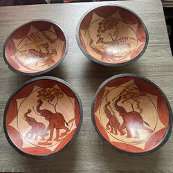 Set Of 4 Wooden Elephant And Giraffe Hand Painted Bowls