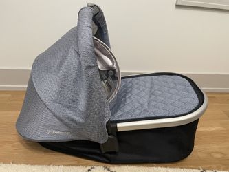 Uppababy Vista Bassinet