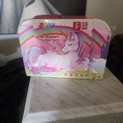 Joylin 35 Piece Unicorns Tea Set