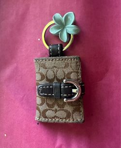 Y2K Vintage coach photo keychain