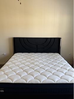 King Size Bed with Mattress
