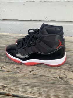 Jordan 11 Bred Size 9.5 ,Sz 9.5