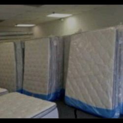 Queen bath pillow top can deliver new