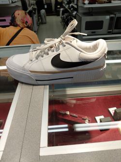 Nike size 9.5