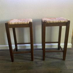 2 Barstools 