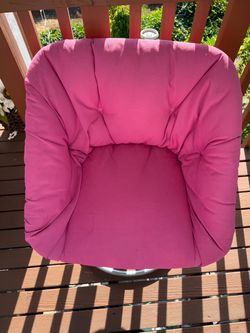 Swivel chair