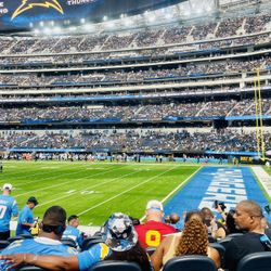 ⚡️Chargers vs Colts Club Tickets🏈
