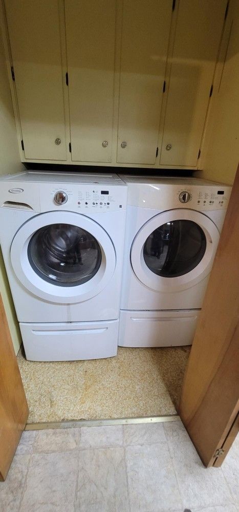 Washer & Dryer
