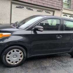 2009 Scion xD