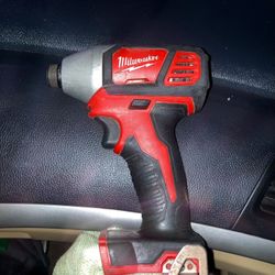 Milwaukee  Impact Driver