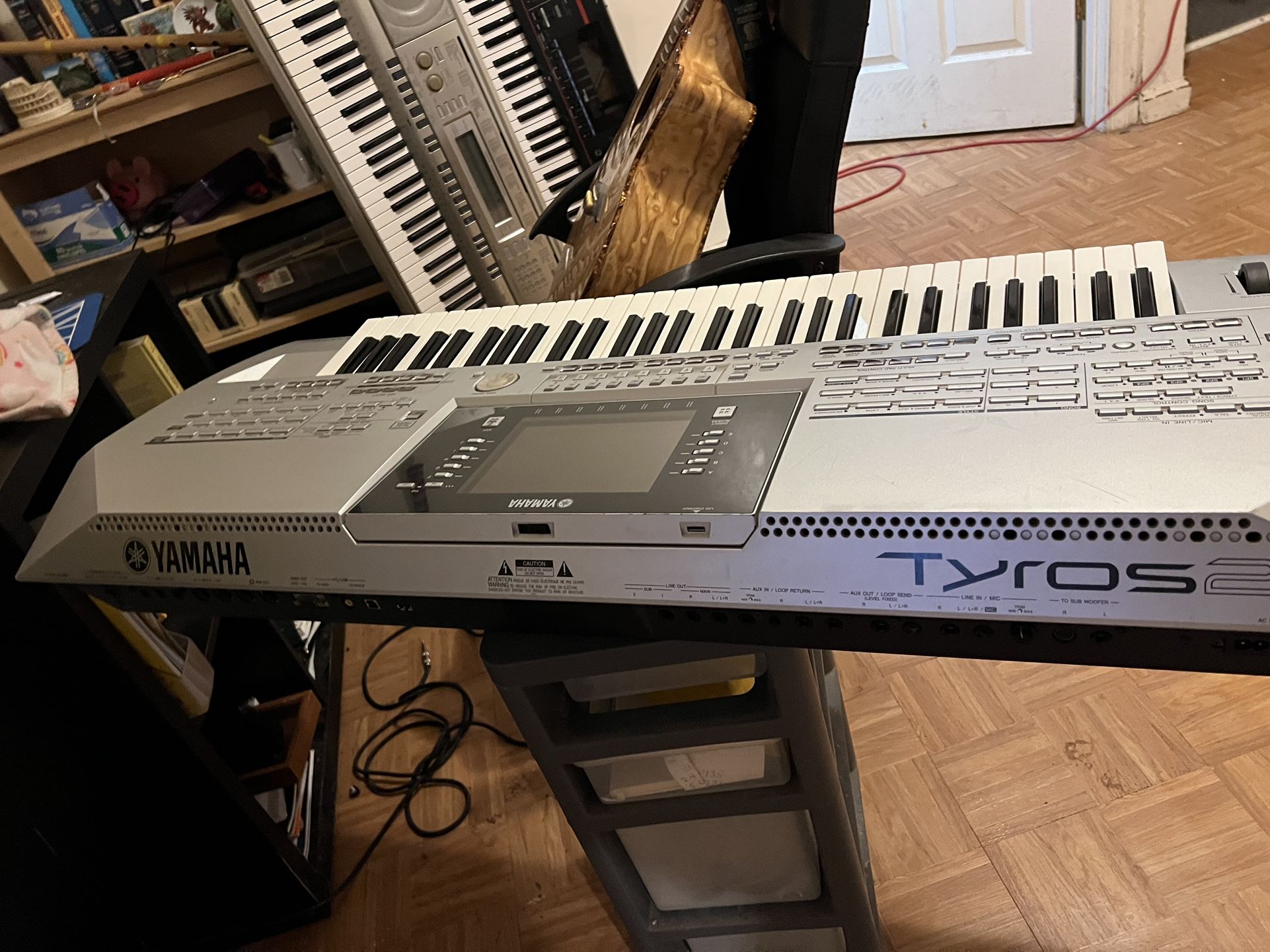 Yamaha Tyros2 61 Teclas