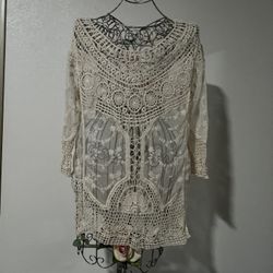 Maurices Ivory Crochet and Lace top. 3/4 Sleeve. Size L