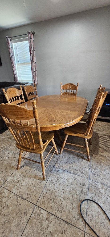 Solid Oak Dining Room Set - Table W/ 6 Chairs 