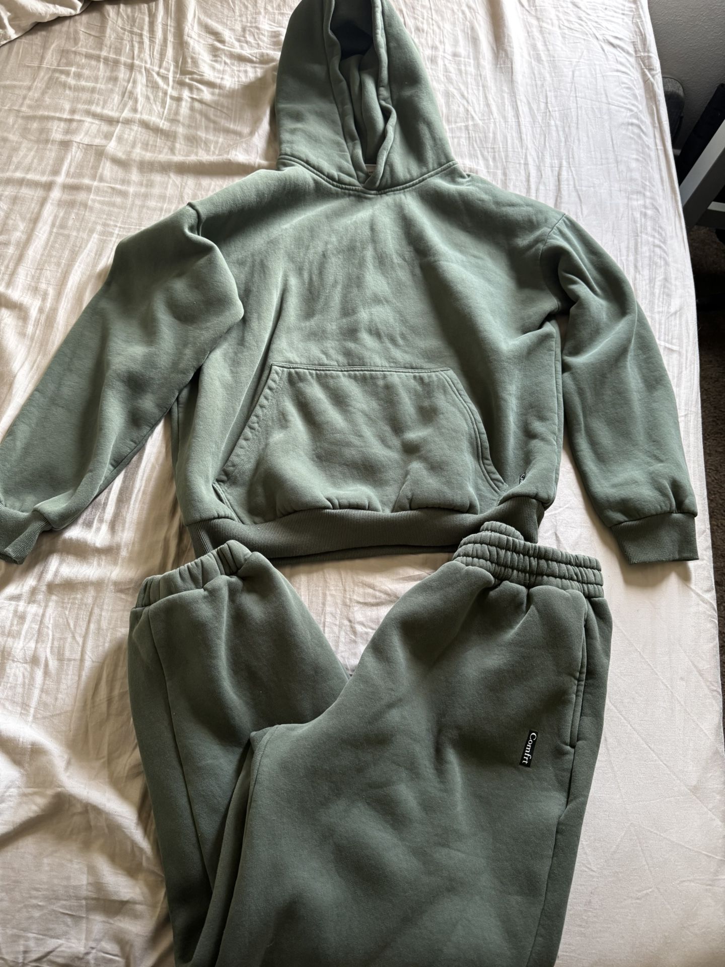 Comfrt Hoodie Set