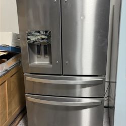 Frigidaire French Door Refrigerator 