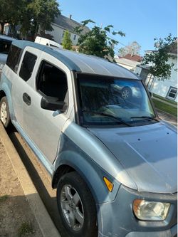 2005 Honda Element