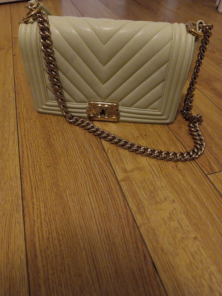 CHANEL for Sale in Burbank, CA - OfferUp