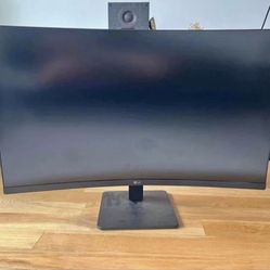 LG 32 Inch FHD Curved 100Hz Monitor with FreeSync™