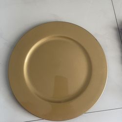 Platos 