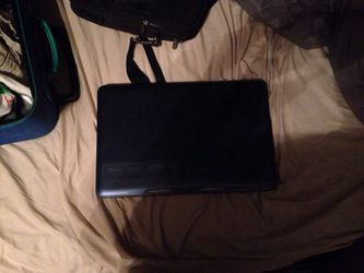 HP laptop with charger and laptop bag