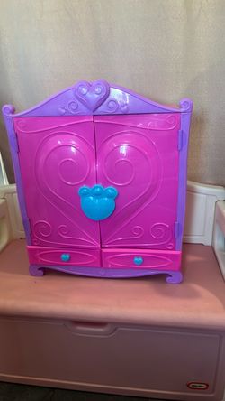 Build a bear closet
