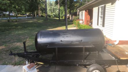 Pull behind grill