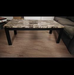 Coffee table / TV stand