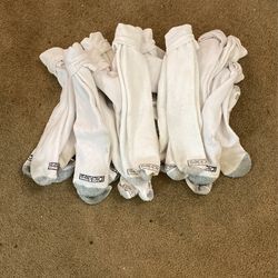 18 Pair Of Dickens Socks