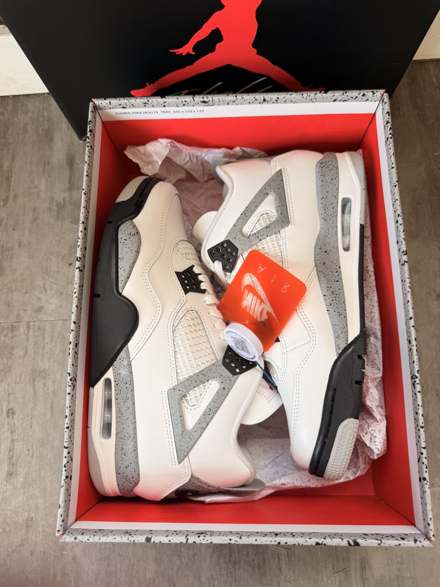Jordan 4 White Cement 
