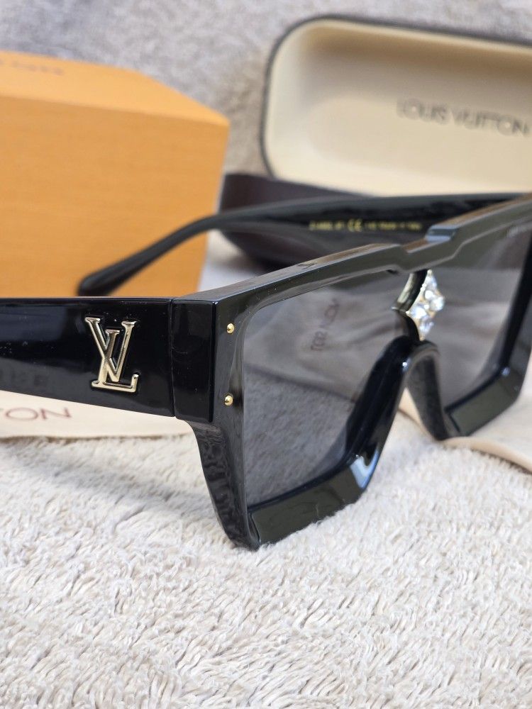 Shades Glasses Eye Wear LV