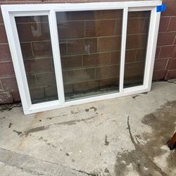 Window retrofit Double glass Used window   Vinyl  Width 69 inches  Height 45 3/4 inches