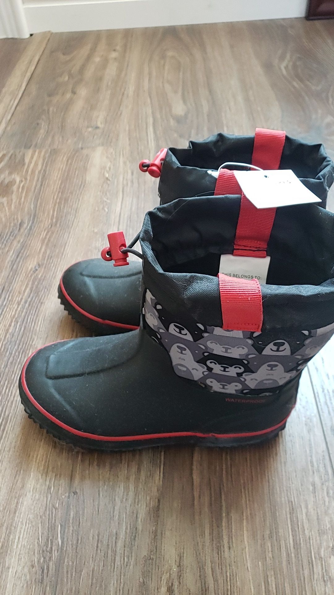 Rain boots kids size 11/12