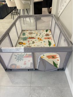 Large play pen