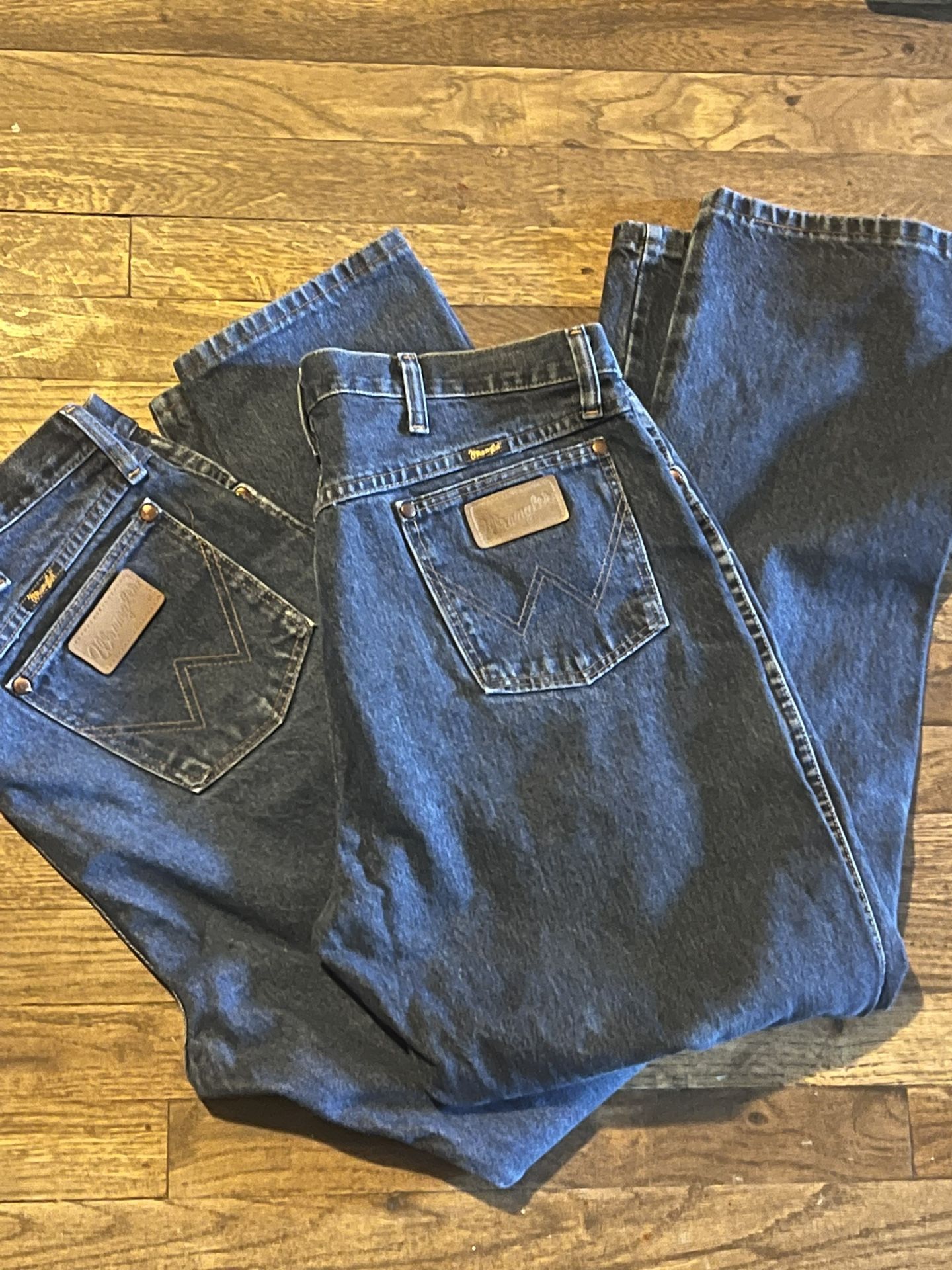 Wrangler 36x32 In Good CONDITION  $20 Each