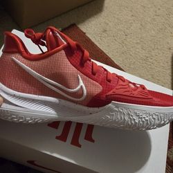 Brand New Size 14 Kyries Never Worn 🔥 