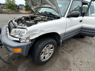 1999 Toyota RAV4 for parts.