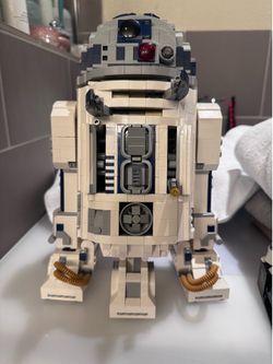 R2D2 Lego 75308 Retired Product Built Complete w/minifigure
