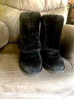 UGGS boots size 10