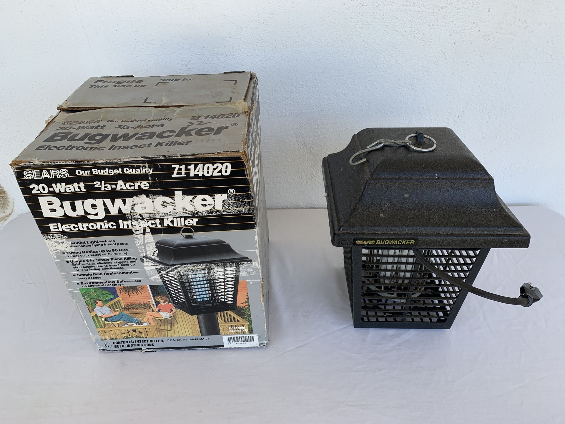 Sears Bugwacker bug zapper, model 71-14020/833.140201