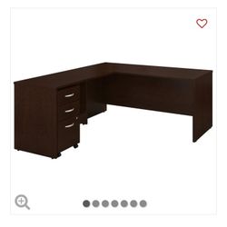 Corner Desk New