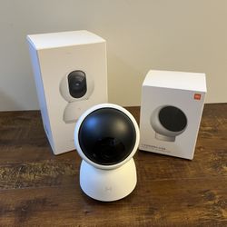 Set Of Smart Home Security Cameras