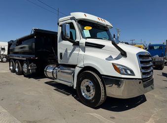 2019 Freightliner  Cascadia 126