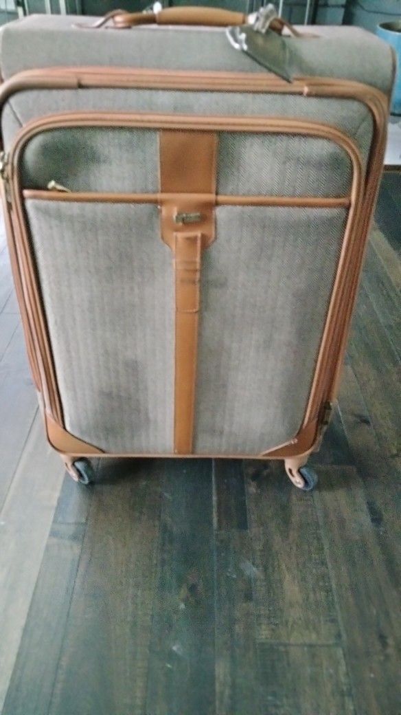Hartmann Luxe 2 luggage