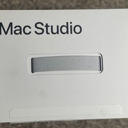 Mac Studio (M2 Max, 32GB RAM, 512GB SSD)