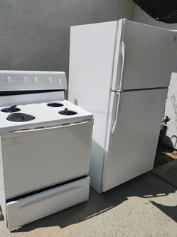 Estufa electrica y refrigerator  70 X los 2