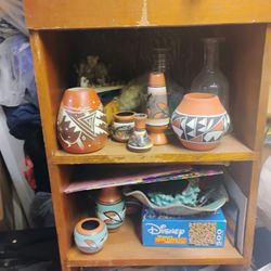 Navajo Pottery Deco