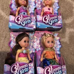Glimma Girlz Princess Mini Dolls.