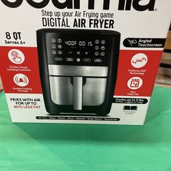 Gourmia Air Fryer Oven Digital Display 8 Quart Large AirFryer Cooker 12 Touch Cooking Presets, XL Air Fryer Basket 1700w Power Multifunction GAF856 Bl