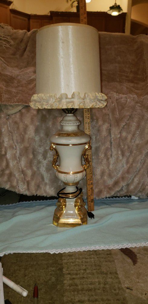 vintage porcelain vase lamp with gold lining